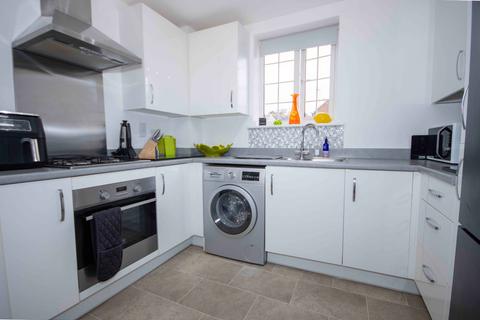 2 bedroom flat for sale, Grange Road, Chalfont St Peter, Gerrards Cross