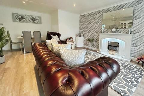 2 bedroom flat for sale, Ladybrook Road, Bramhall, SK7