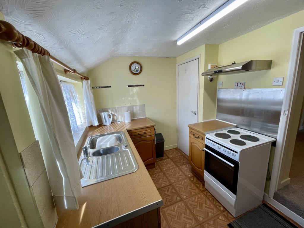 5 Medium T202511131606.jpg