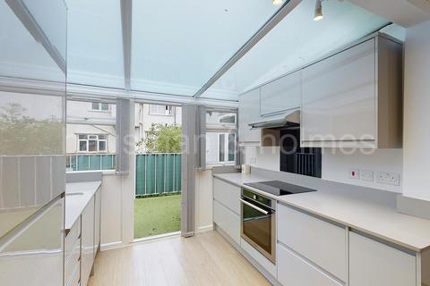 undefined, North End Road, NW11