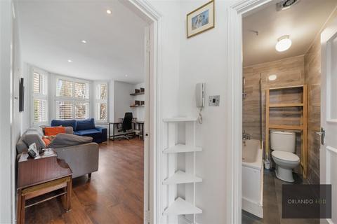 undefined, Lambert Road, Brixton, London