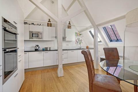 undefined, London Court, The Galleries, Brentwood CM14
