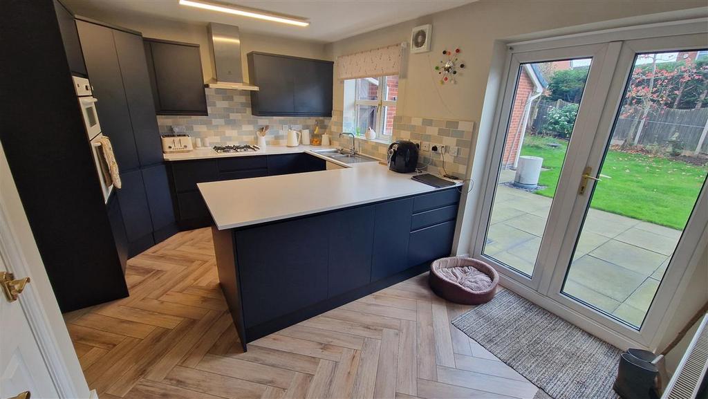 Breakfast Kitchen