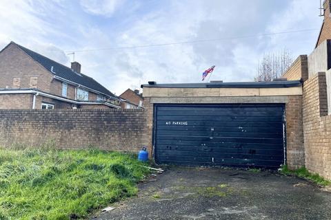 3 bedroom terraced house for sale, Queen Street, Brierley Hill DY5