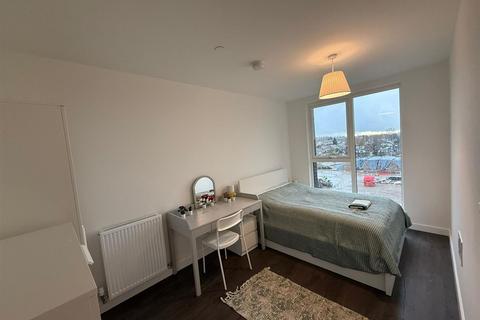 undefined, 10 Riband Walk, Hayes UB3