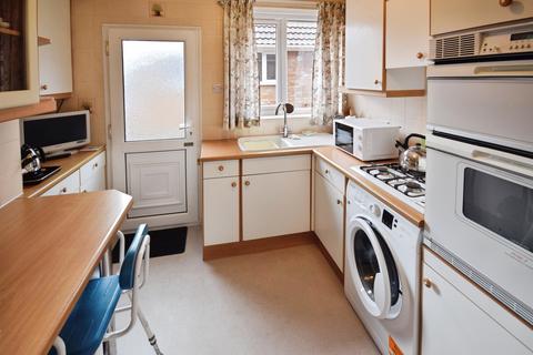 2 bedroom bungalow for sale, Richmond Drive, Skegness PE25
