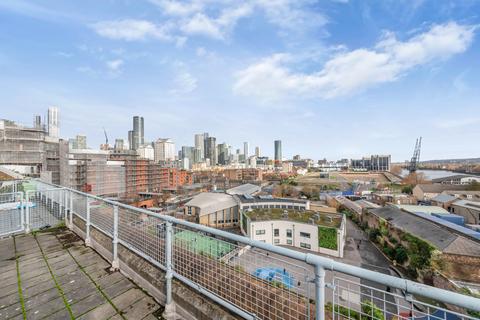 2 bedroom flat to rent, Arnhem Wharf, London E14