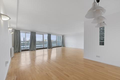 2 bedroom flat to rent, Arnhem Wharf, London E14
