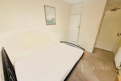 1 bedroom house to rent, Pelican Close, Fareham, PO15