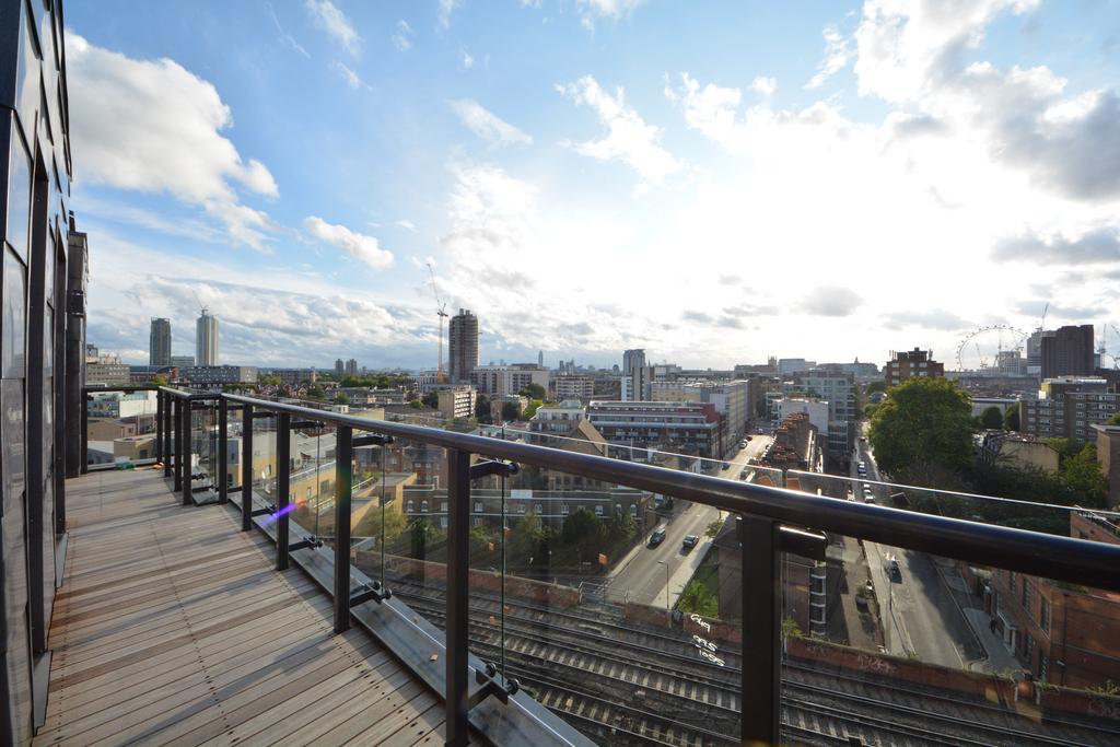 Balcony main