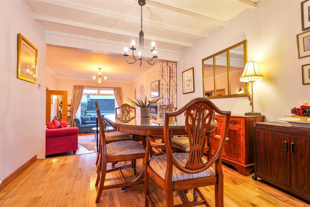 6- Dining Area.jpg