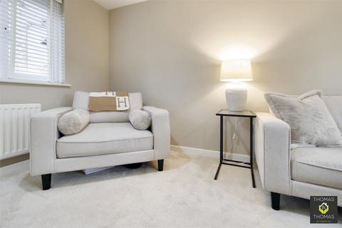undefined, Headley Court, Kingsway