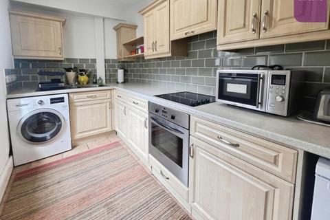 3 bedroom end of terrace house for sale, Newgate, Barnard Castle
