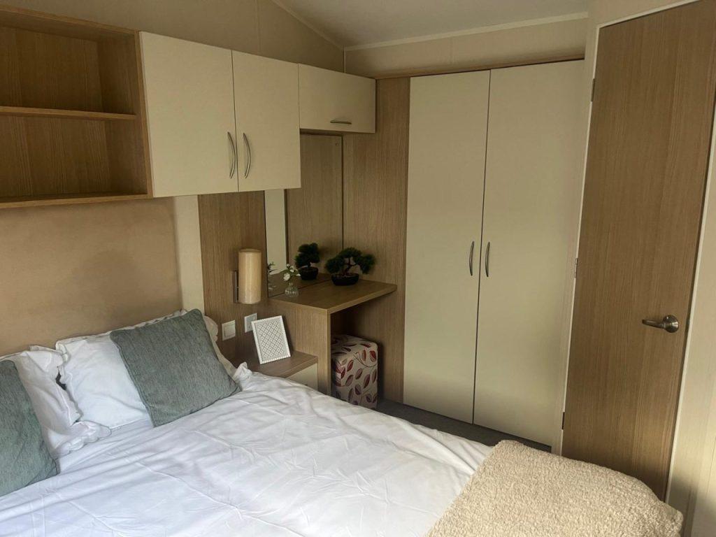 Willerby Brockenhurst 2016 Main Bedroom Double War