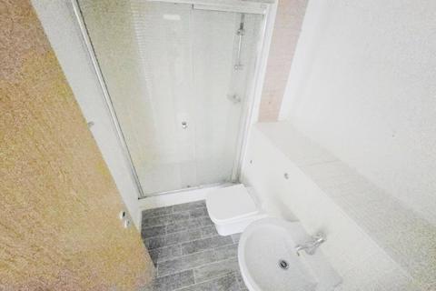 2 bedroom flat for sale, East Pilton Farm Crescent, Flat 1, Edinburgh, Mid Lothian EH5