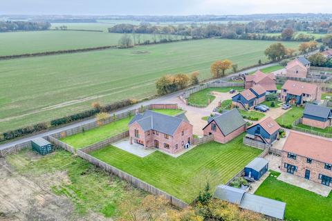 5 bedroom detached house for sale, Modern Five Bedroom Home in Beeston