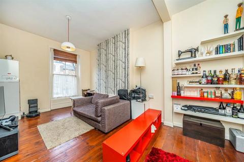 1 bedroom flat for sale, Gaisford Street, London NW5