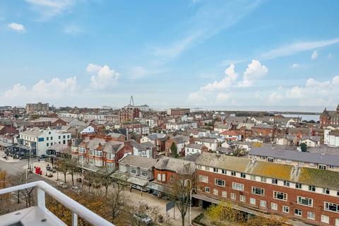 2 bedroom flat for sale, Lord Street, Southport PR9