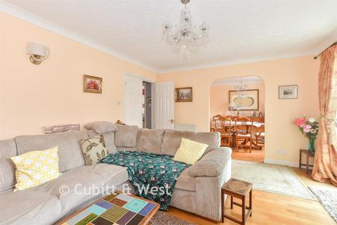 4 bedroom detached house for sale, Pagewood Close, Crawley RH10