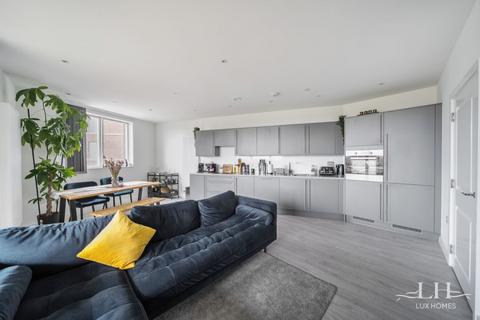 2 bedroom apartment for sale, Hamilton Mansions, Barking