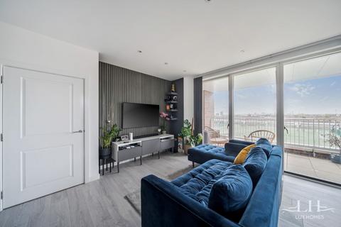 2 bedroom apartment for sale, Hamilton Mansions, Barking