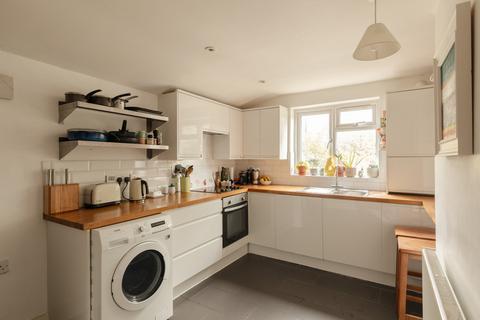 2 bedroom flat for sale, Choumert Rd, Peckham Rye, SE15