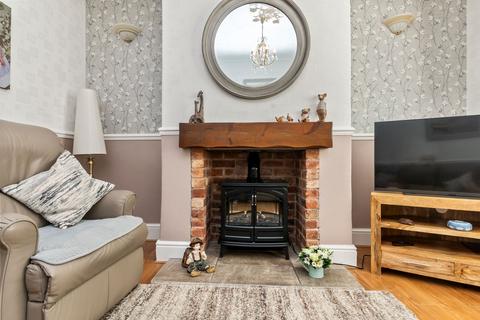 2 bedroom terraced house for sale, Greenfield Road, Dentons Green, WA10