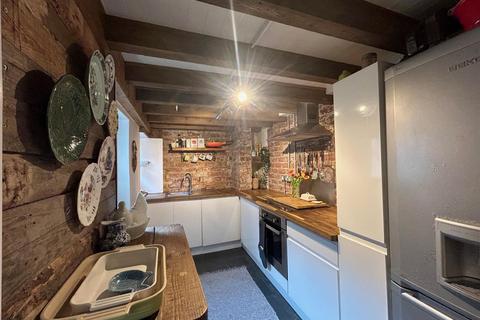 2 bedroom end of terrace house for sale, Egerton Street, Sowerby Bridge HX6