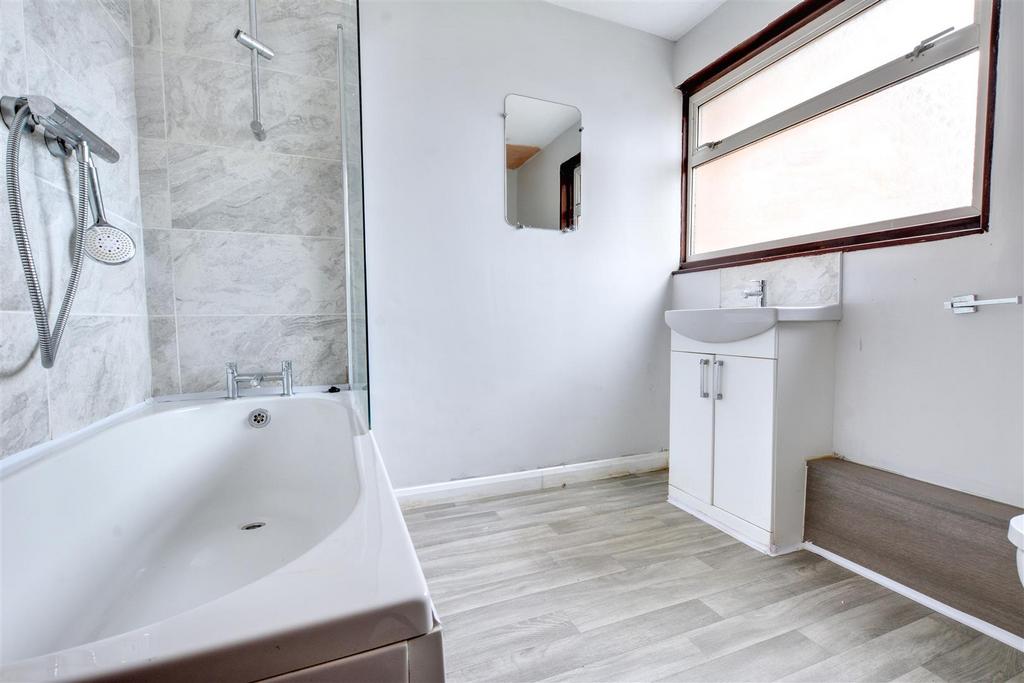 Bathroom New 3.jpeg