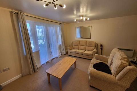 undefined, Luton LU1