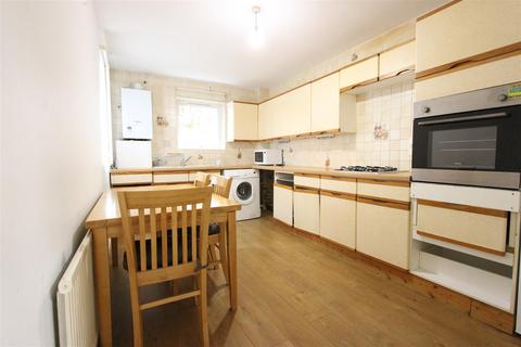 2 bedroom flat for sale, Village Road, Enfield