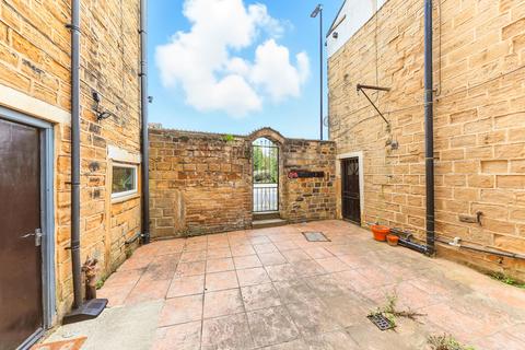 undefined, Lowtown, Pudsey, West Yorkshire
