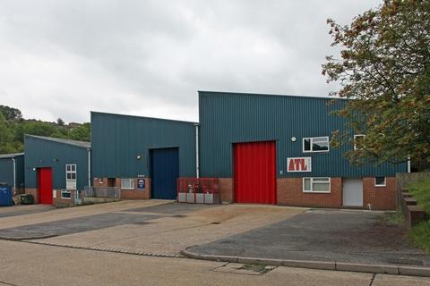 Warehouse to rent, Progress Rd High Wycombe HP12 4JD