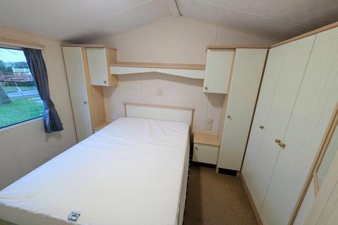 2 bedroom static caravan for sale, Hutton Sessay Thirsk