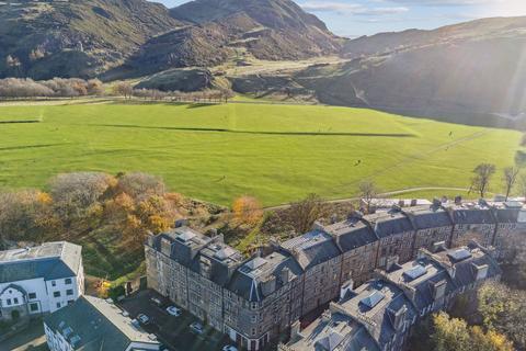 2 bedroom flat for sale, Waverley Park Terrace, Edinburgh, EH8