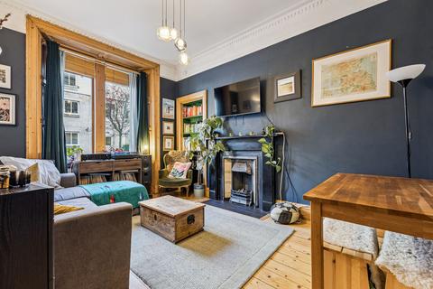 2 bedroom flat for sale, Waverley Park Terrace, Edinburgh, EH8