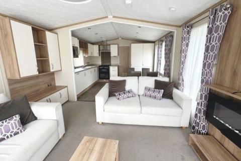undefined, Two bed Pemberton Marlow Caldecott Hall Country Park, Fritton NR31