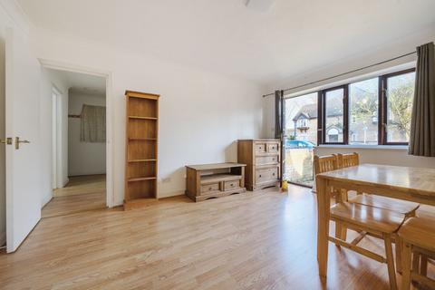 1 bedroom apartment for sale, Swan Drive, Colindale, NW9