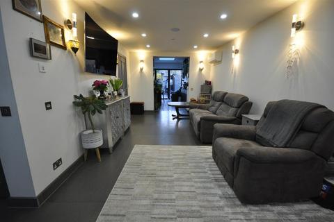 3 bedroom terraced house for sale, Alibon Road, Dagenham