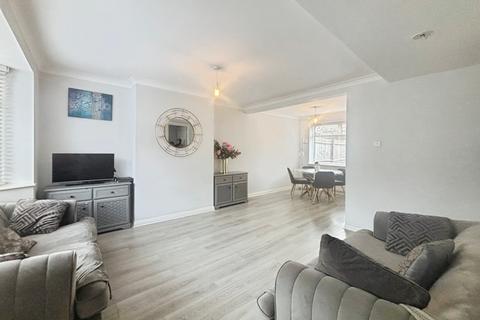 2 bedroom semi-detached house for sale, Reedsmouth Place, Fenham, Newcastle upon Tyne, NE5