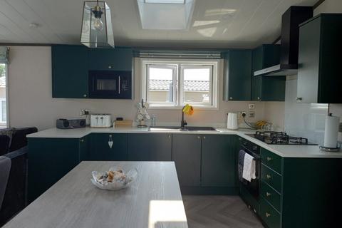 2 bedroom park home for sale, Smithy Leisure Park