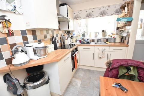 undefined, Chapel Hill, Uffculme