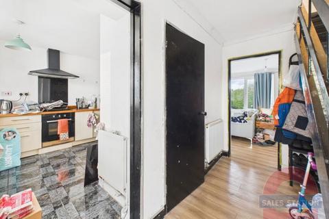 undefined, Colchester Avenue, Penylan, Cardiff, Cardiff, CF23 9AW