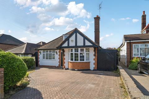 19 West Hatch Manor, Ruislip, HA4 8QX