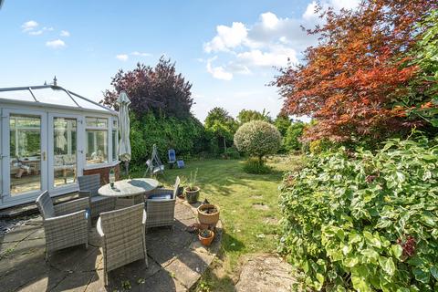 19 West Hatch Manor, Ruislip, HA4 8QX