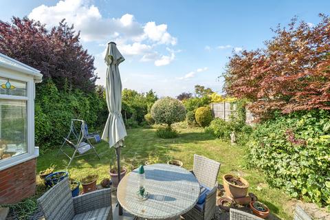 19 West Hatch Manor, Ruislip, HA4 8QX