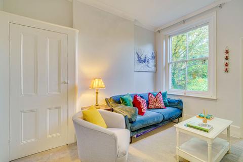 1 bedroom flat to rent, Gipsy Hill, London SE19