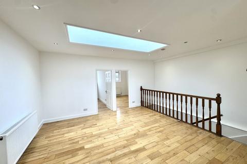 undefined, Golders Green Road, Golders Green