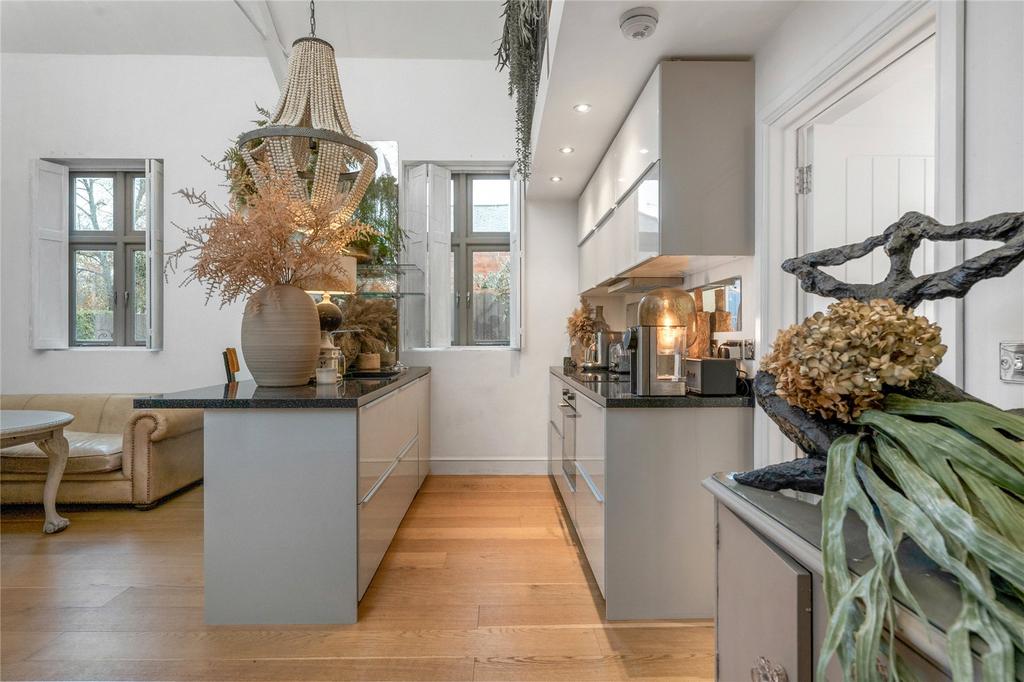 Kitchen Area