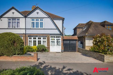 undefined, Dee Way, Romford, RM1